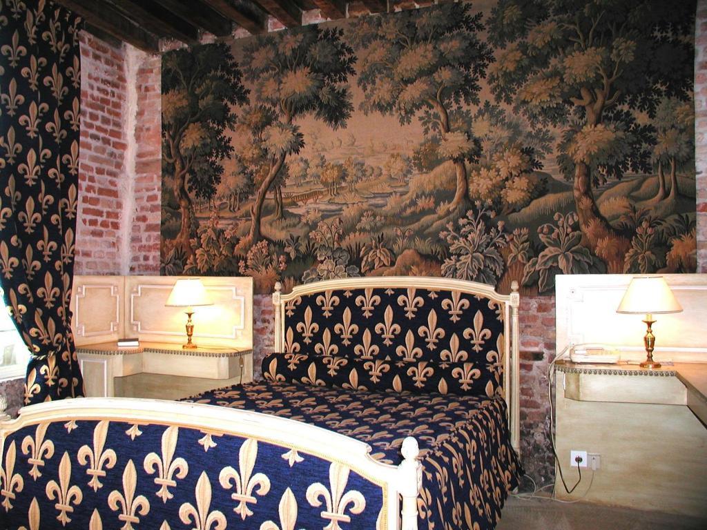 Auberge Du Bon Fermier Валансьен Номер фото